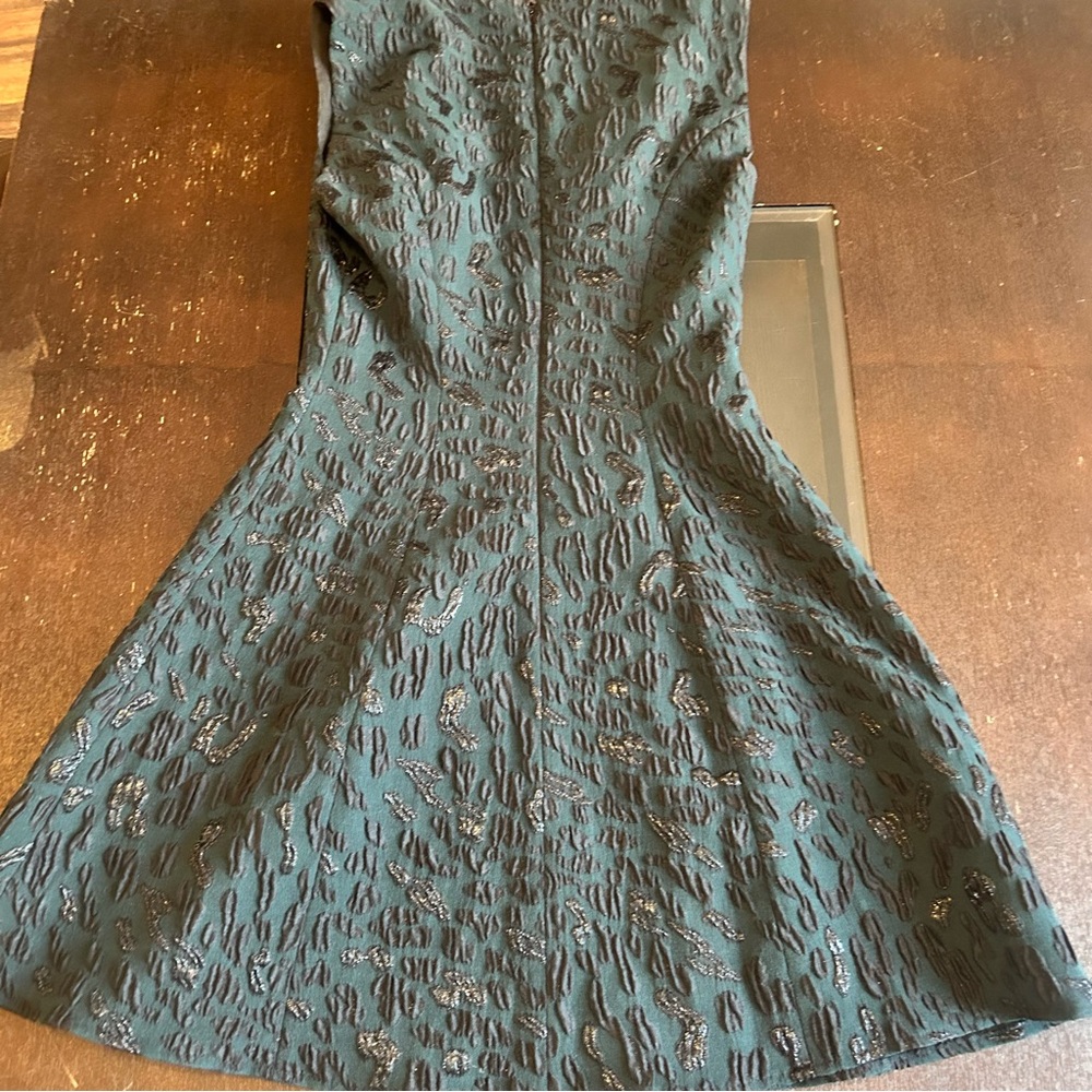 BCBGMaxAzria Dark Emerald Green & Black Sleeveless Mini Party Dress Size 0 - Picture 4 of 14